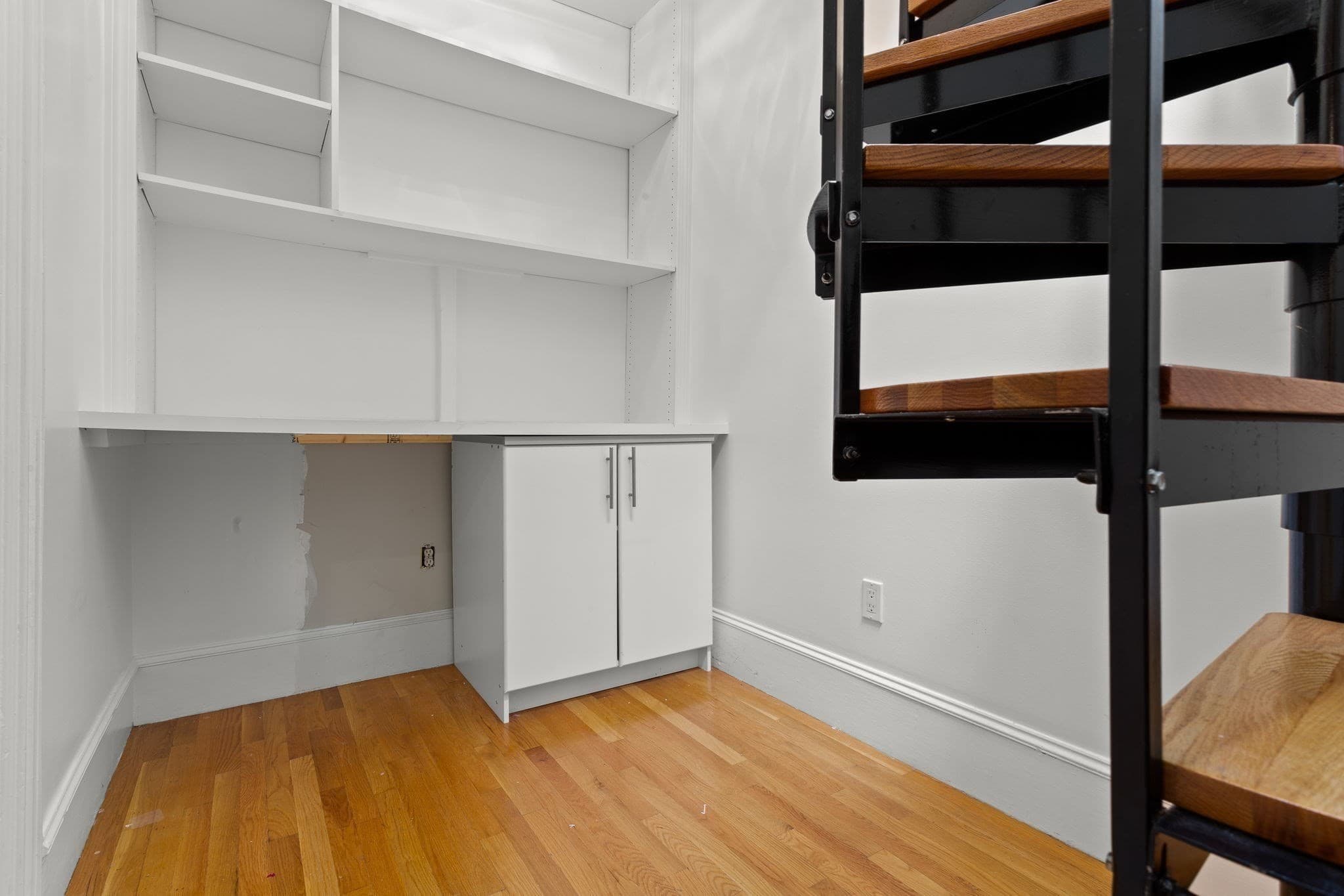 Condominium at 127 Beacon St # 51, Boston MA 02116, photo 18 of 21