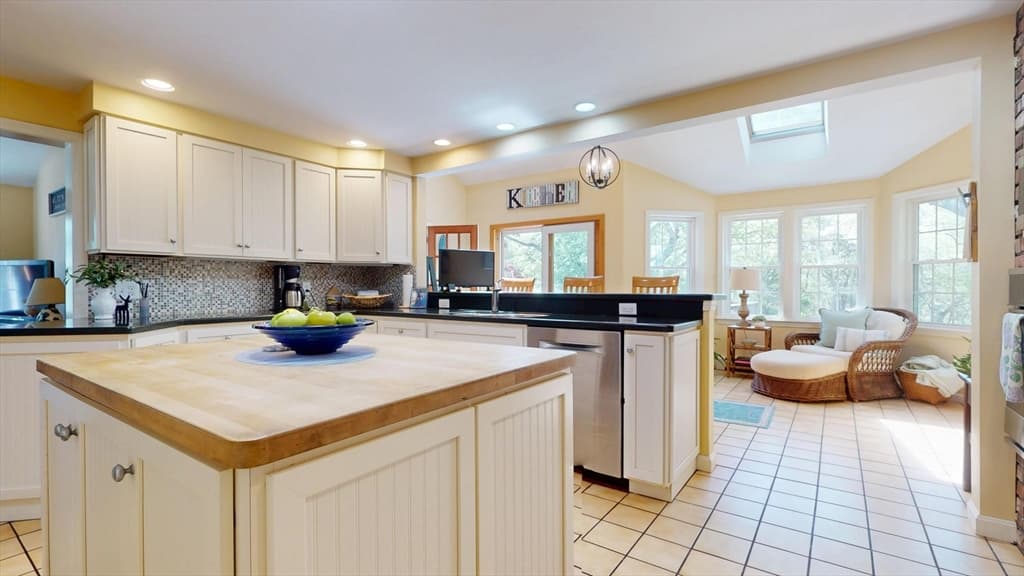 Single Family Residence at 14 Willie Nick Way, Dennis MA 02638, Dennis, photo 8 of 42