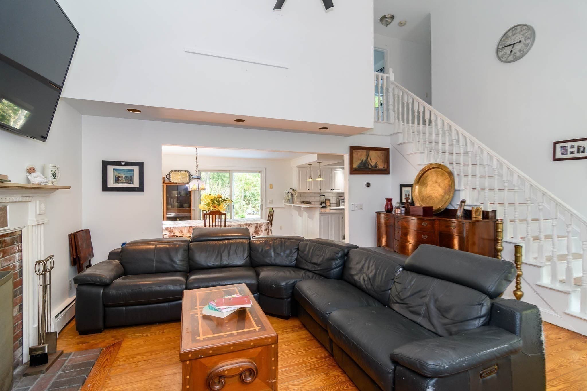 Single Family Residence at 191 James Cir, Mashpee MA 02649, photo 16 of 38