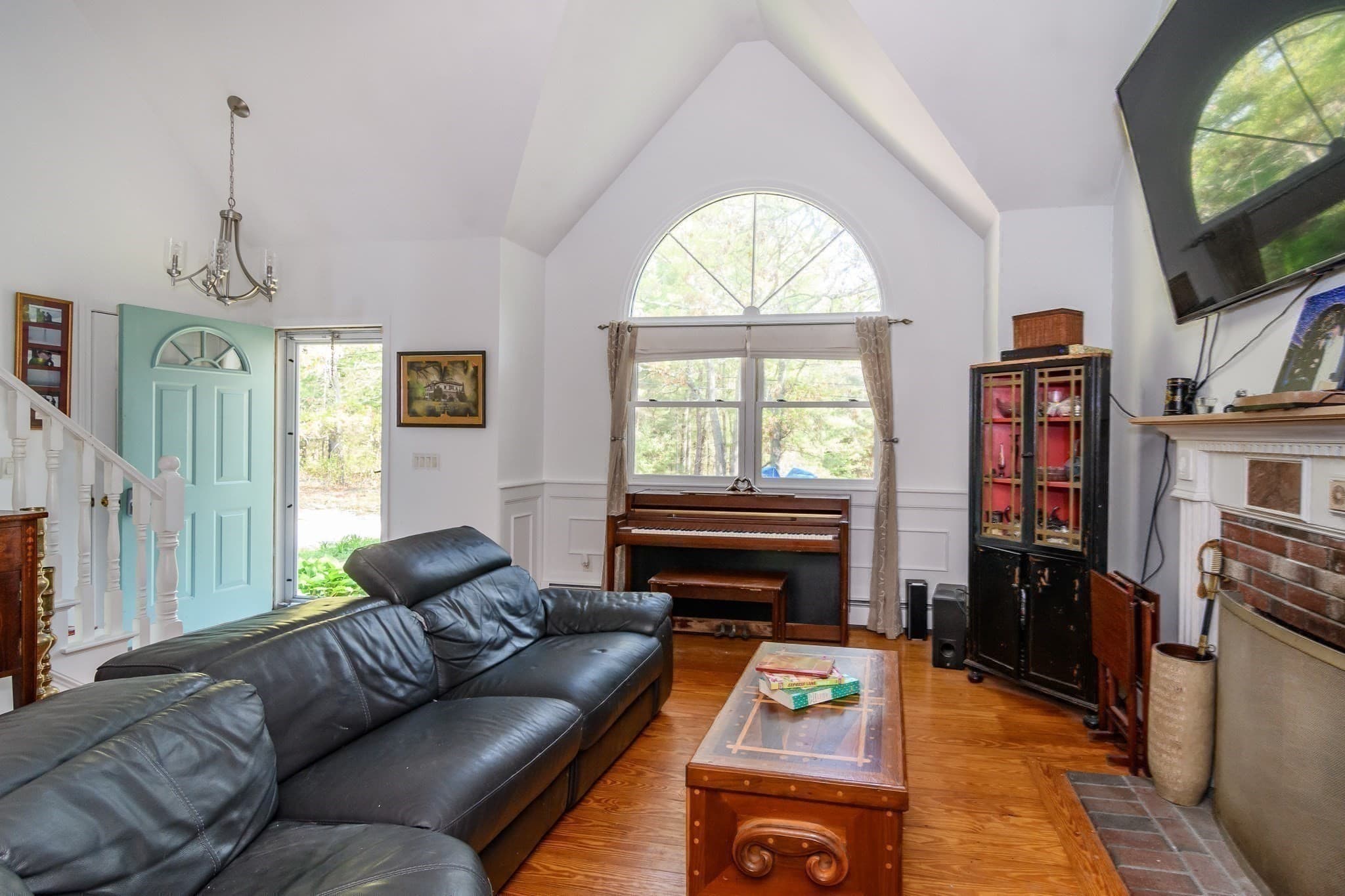 Single Family Residence at 191 James Cir, Mashpee MA 02649, photo 12 of 38