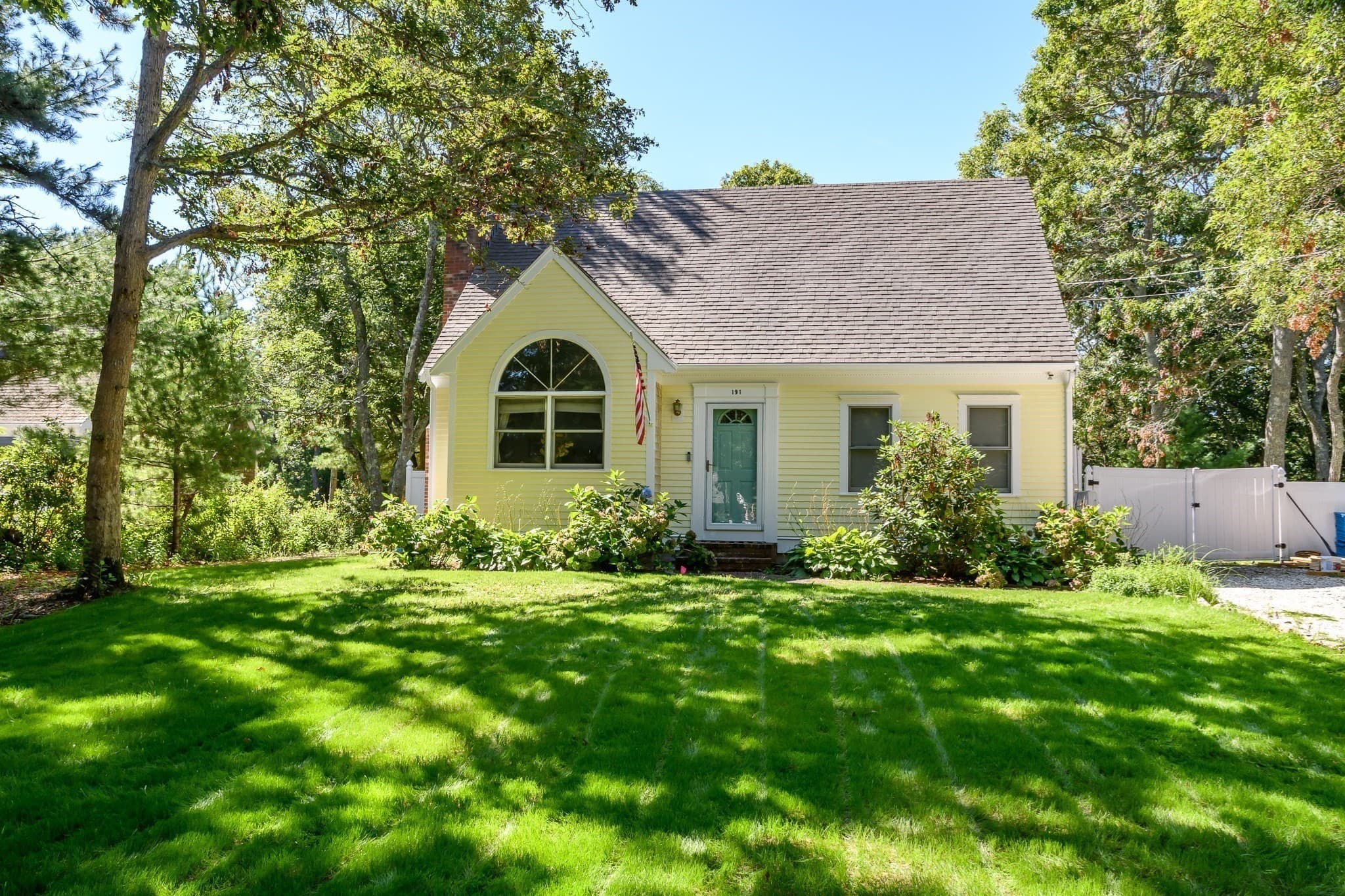 Single Family Residence at 191 James Cir, Mashpee MA 02649, photo 3 of 38