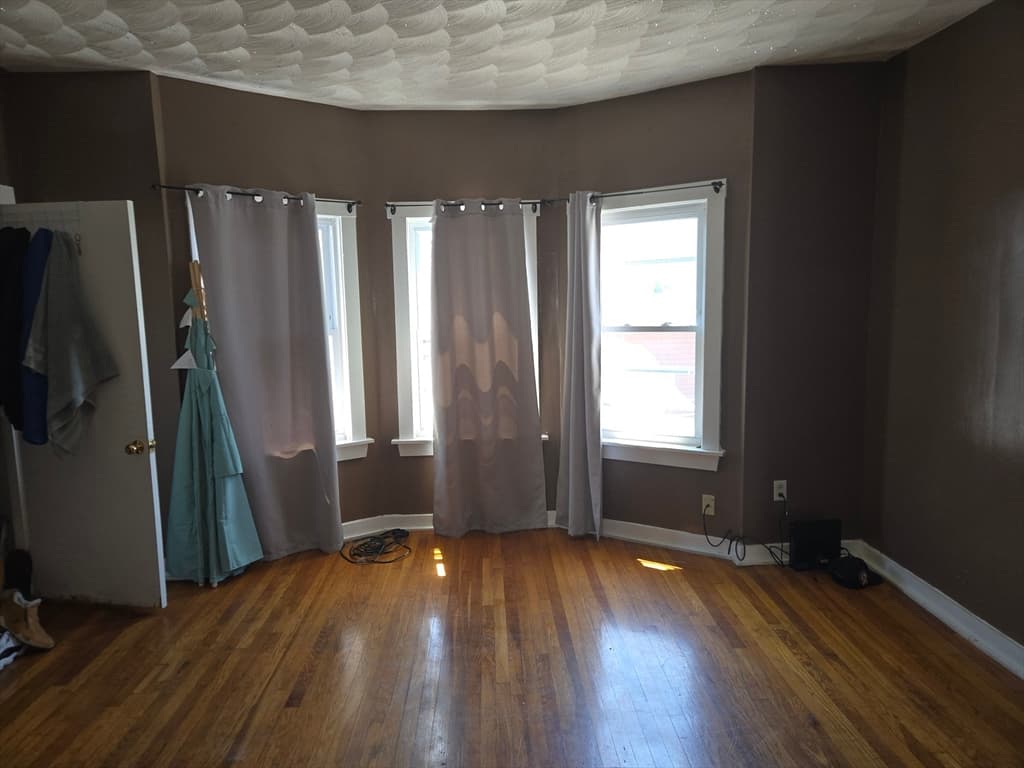3 Family at 73 Francis St, Everett MA 02149, Everett, photo 16 of 23