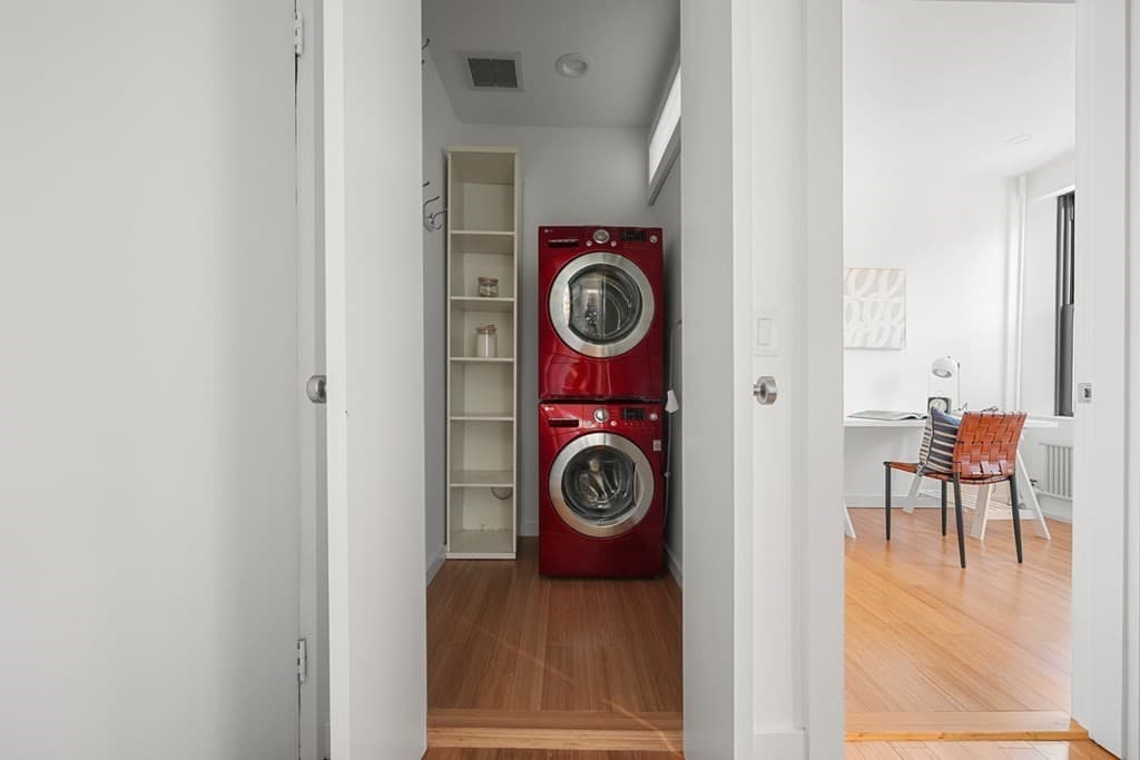 Condominium at 107 Jersey # 15, Boston MA 02215, photo 26 of 31