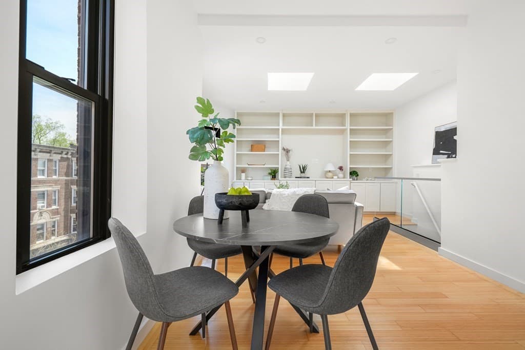 Condominium at 107 Jersey # 15, Boston MA 02215, photo 11 of 31