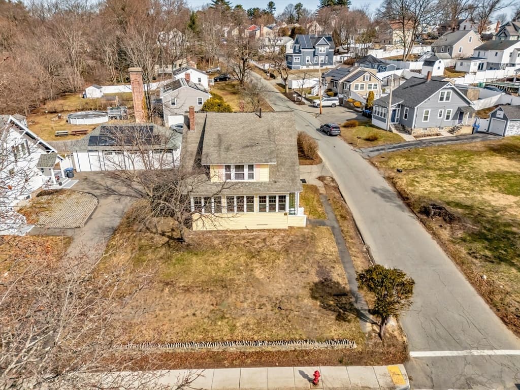 Single Family Residence at 219 Pelham Street, Methuen MA 01844, Methuen, photo 14 of 42