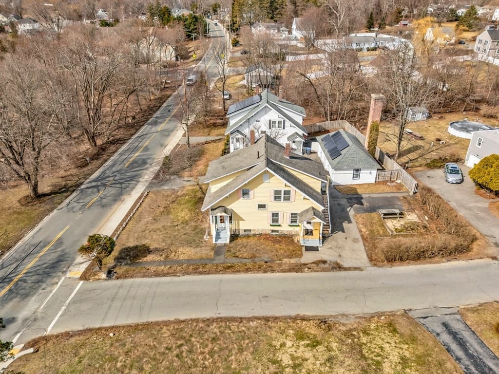 Single Family Residence at 219 Pelham Street, Methuen MA 01844, Methuen, photo 11 of 42