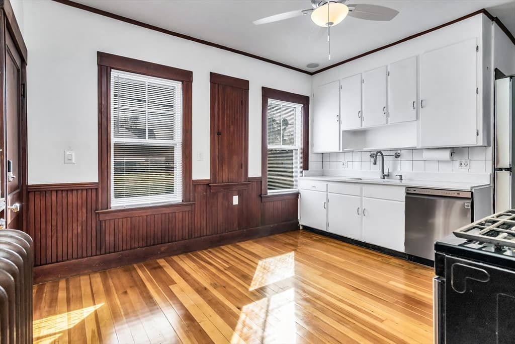 Single Family Residence at 219 Pelham Street, Methuen MA 01844, Methuen, photo 39 of 42