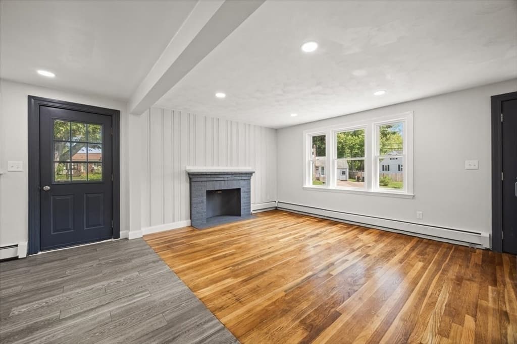 Single Family Residence at 15 Boyden Drive, Foxboro MA 02035, photo 8 of 40