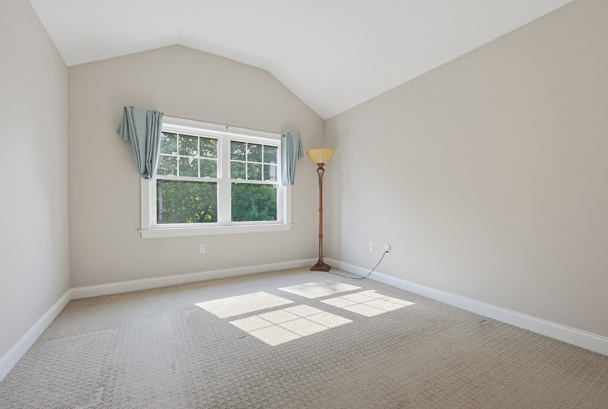 Condominium at 501 Cabot St # 2, Beverly MA 01915, Beverly, photo 18 of 28
