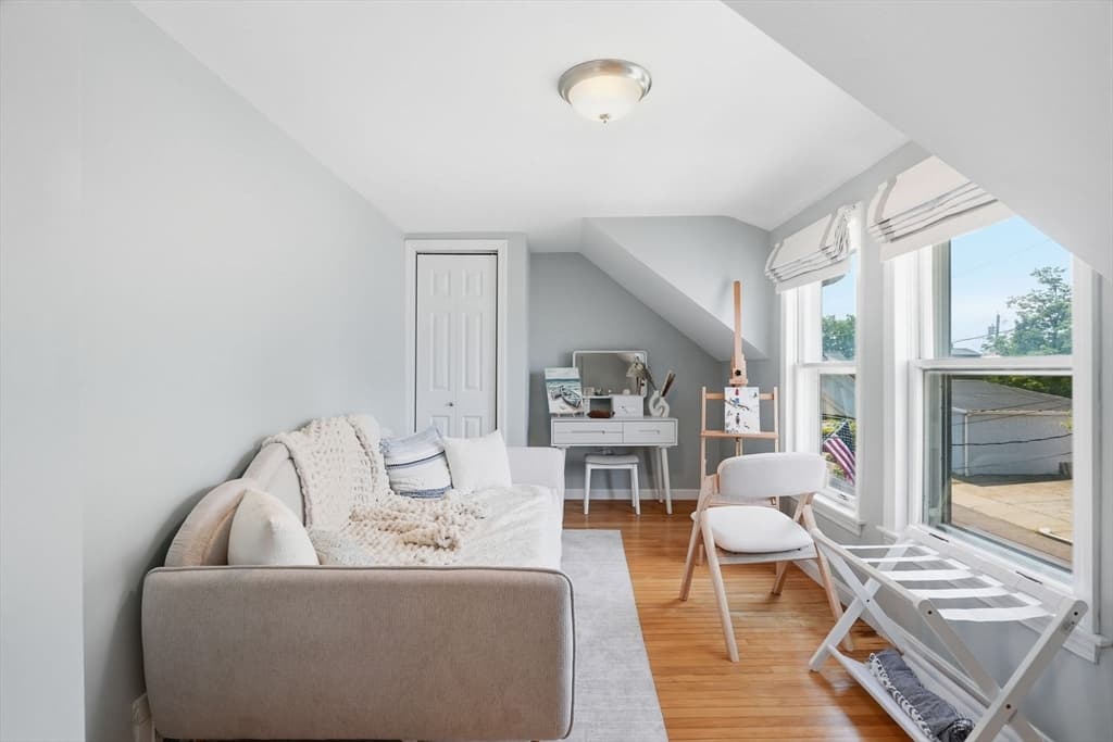 Condominium at 16 Billows St # 2, Winthrop MA 02152, Winthrop, photo 7 of 16