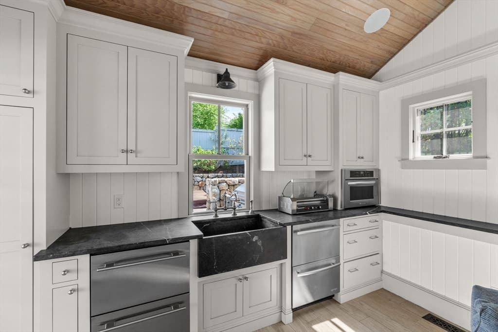 Single Family Residence at 48 Whiton Ave, Hingham MA 02043, Hingham, photo 37 of 42
