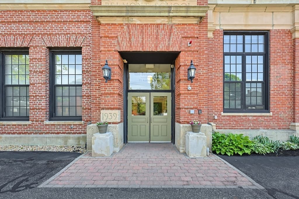 72 Ashland St # 410, Malden MA 02148 photo 2