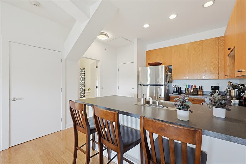 72 Ashland St # 410, Malden MA 02148 photo 32