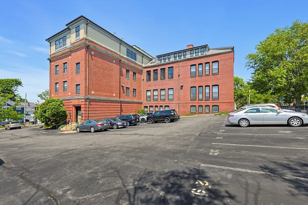 72 Ashland St # 410, Malden MA 02148 photo 38