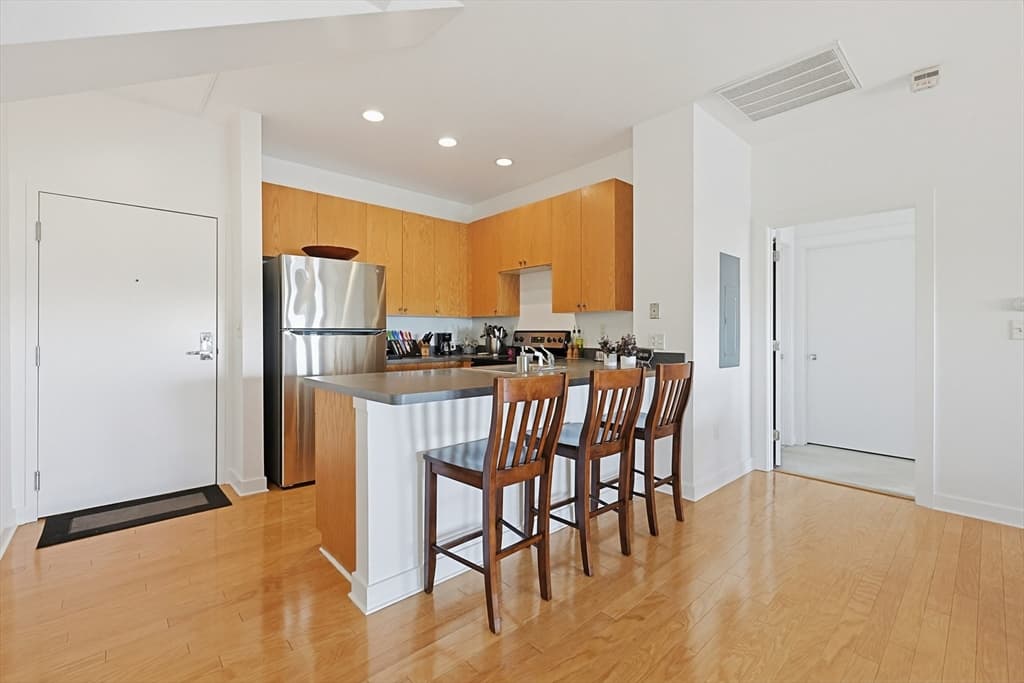 72 Ashland St # 410, Malden MA 02148 photo 15