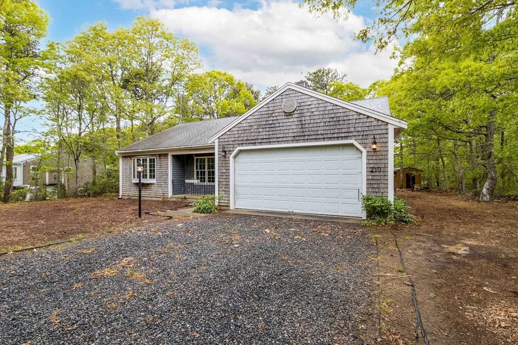 Single Family Residence at 210 Pine Bluff Rd, Brewster MA 02631, Brewster, photo 19 of 24