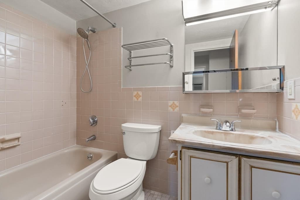 190 High St # 509, Medford MA 02155 photo 18