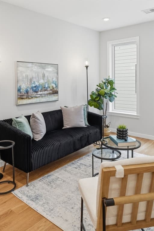Condominium at 267 Old Colony # 311, Boston MA 02127, Boston, photo 15 of 41