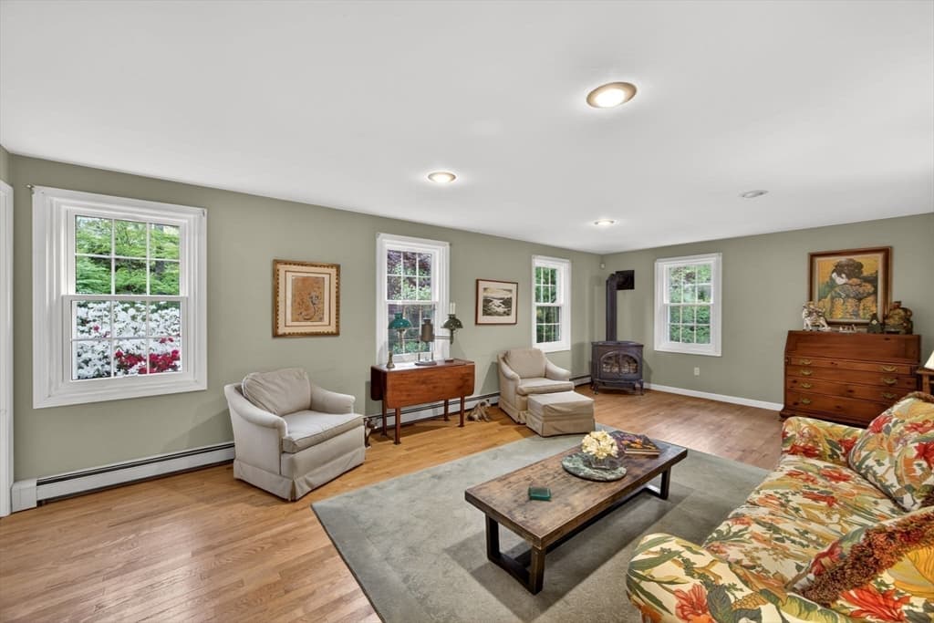 Single Family Residence at 45 Eastview Ter, Barnstable MA 02648, photo 9 of 31