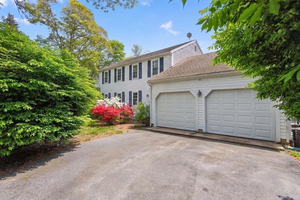 Single Family Residence at 45 Eastview Ter, Barnstable MA 02648, photo 24 of 31
