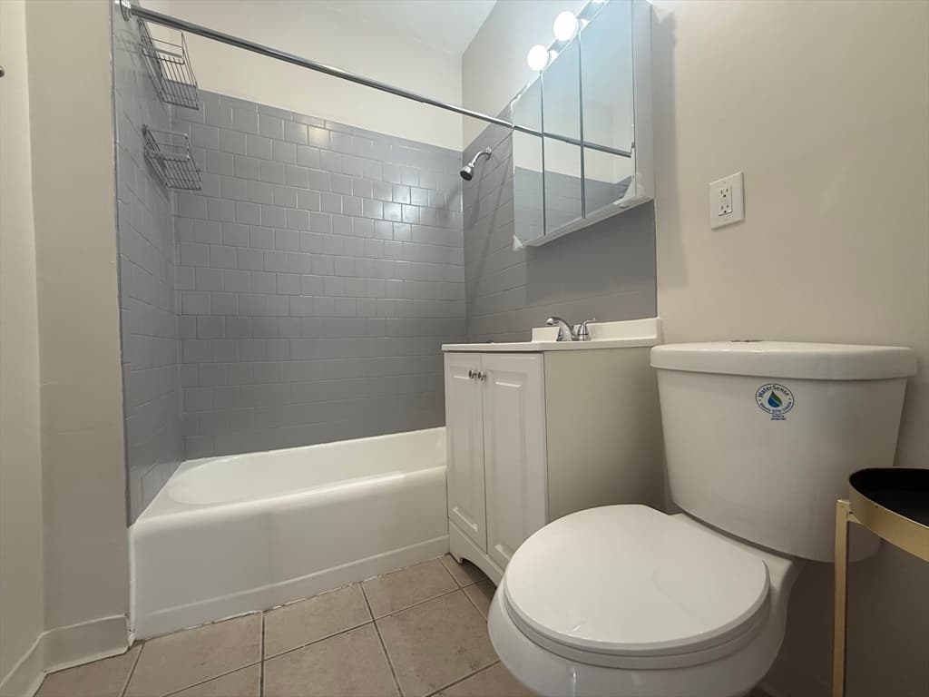 3 Family at 1544 Dorchester Ave, Boston MA 02122, Boston, photo 7 of 8