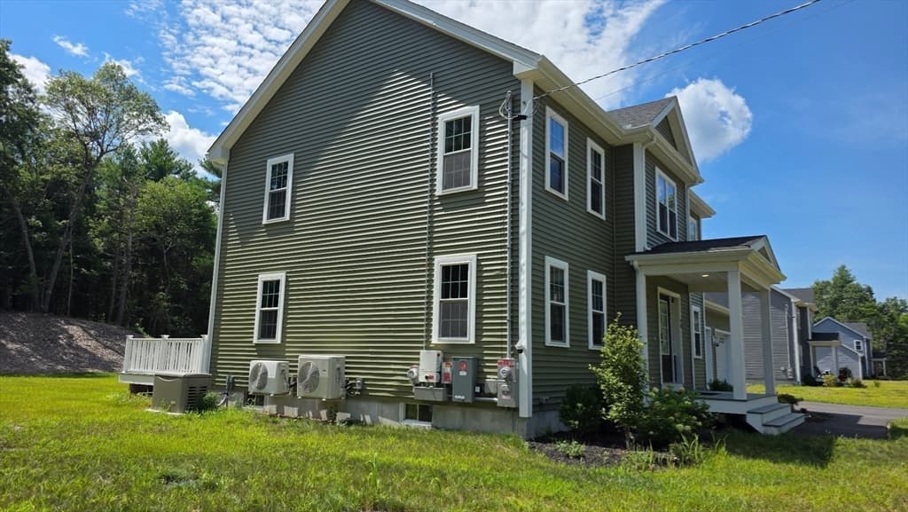 Single Family Residence at 90 Howland Rd, Lakeville MA 02347, photo 13 of 30