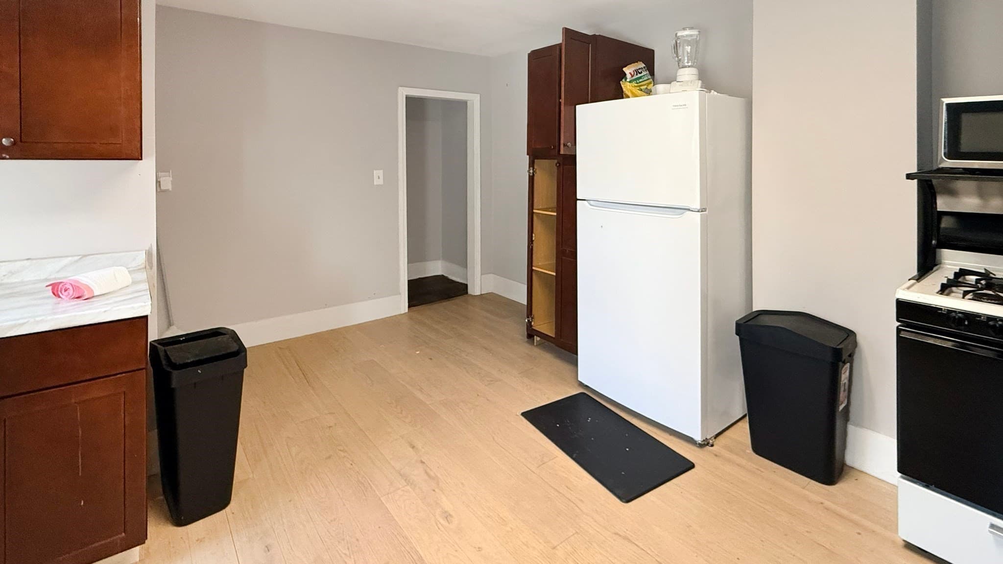 3 Family at 607 E 7th St, Boston MA 02127, Boston, photo 7 of 21