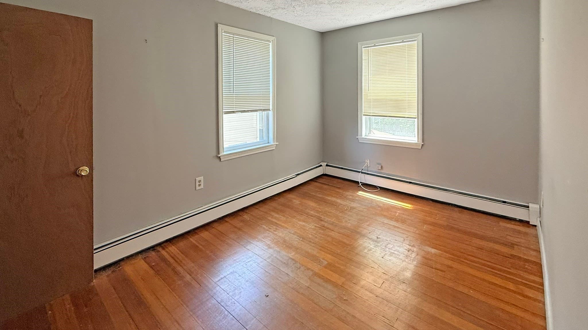 3 Family at 607 E 7th St, Boston MA 02127, Boston, photo 8 of 21