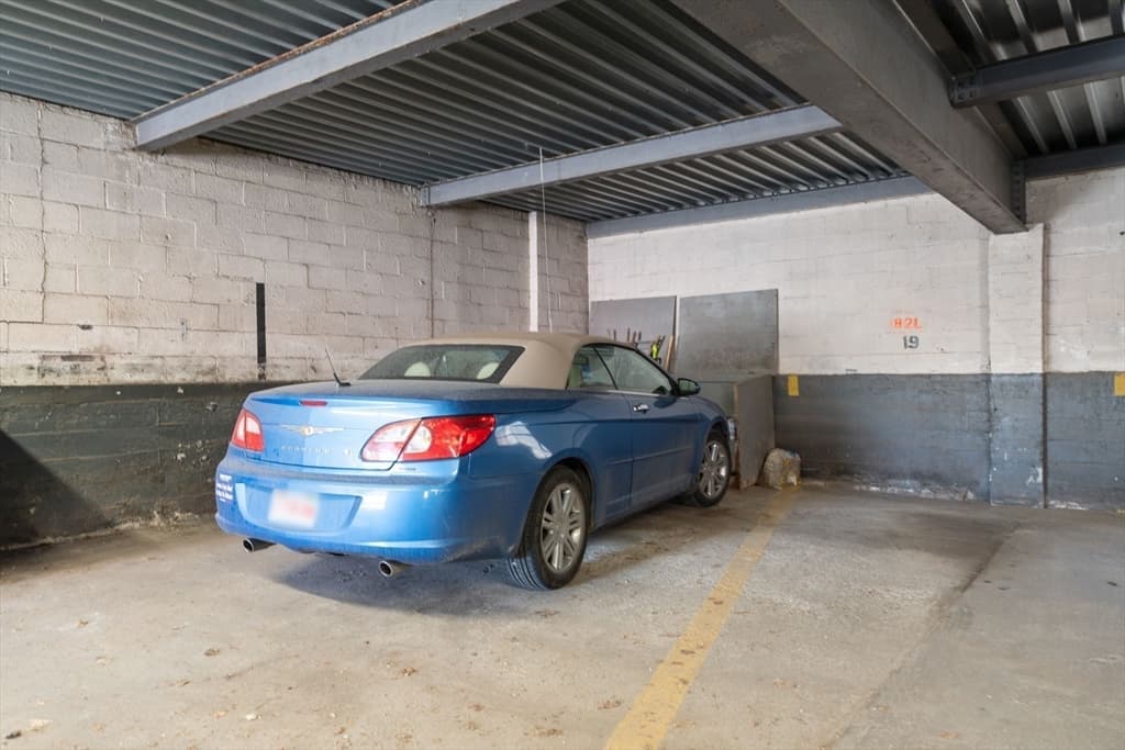 10 Ashland St # 2L, Worcester MA 01609 photo 18