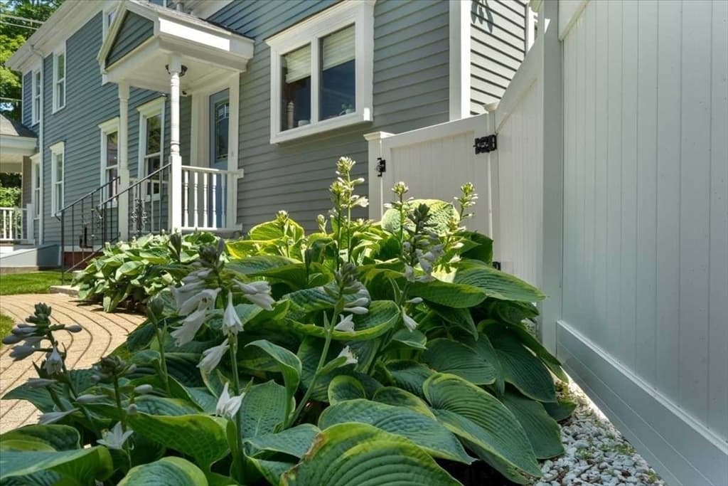 Single Family Residence at 78 Highland St, Holden MA 01520, Holden, photo 37 of 38