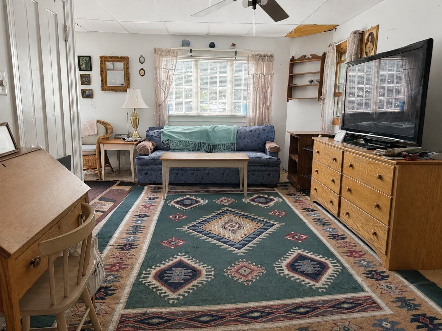 Single Family Residence at 19 Perkins Avenue, Oak Bluffs MA 02557, photo 7 of 14