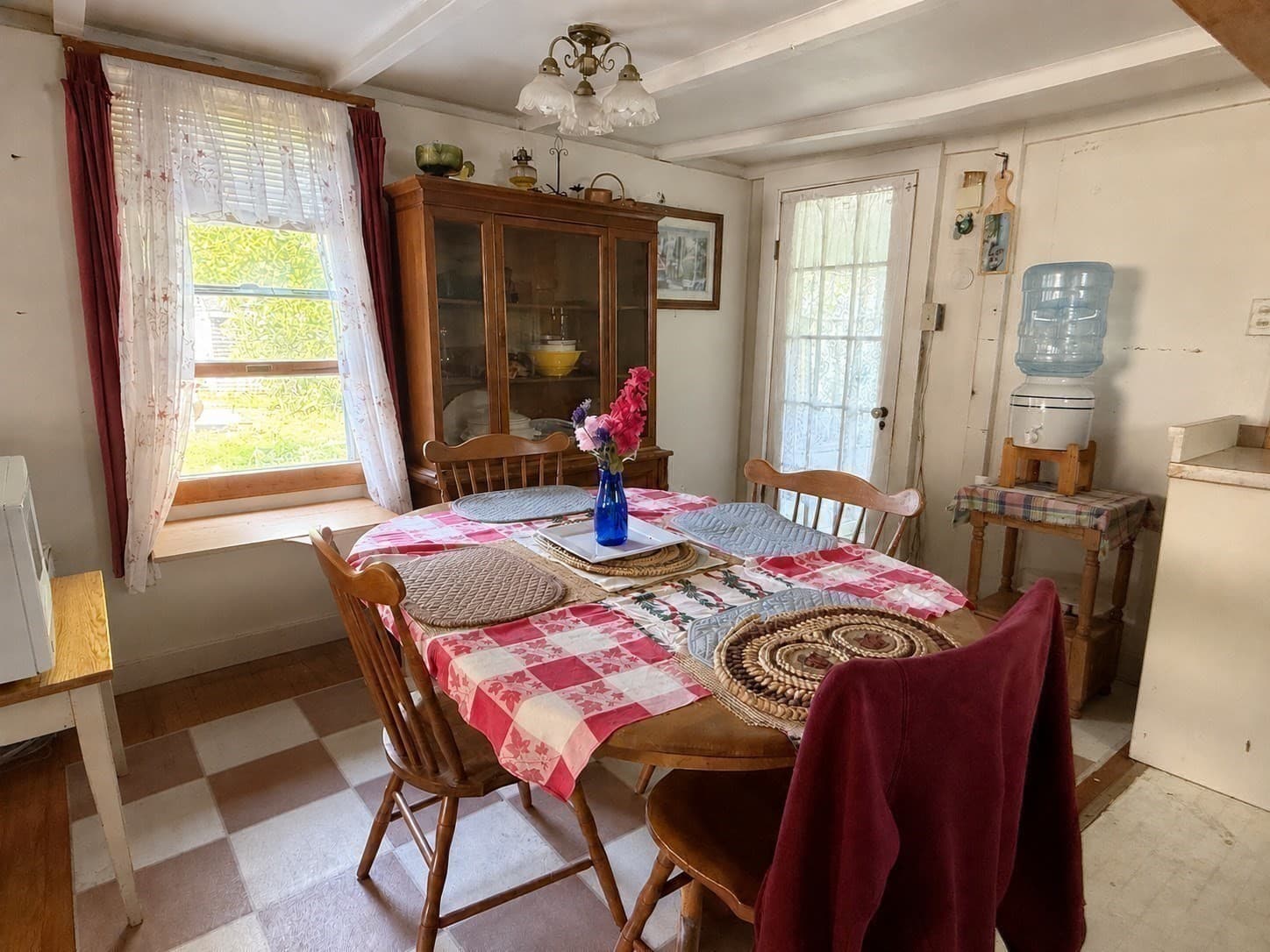 Single Family Residence at 19 Perkins Avenue, Oak Bluffs MA 02557, photo 8 of 14