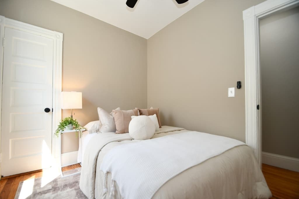 Condominium at 18 Lyon # 3, Boston MA 02122, photo 12 of 22