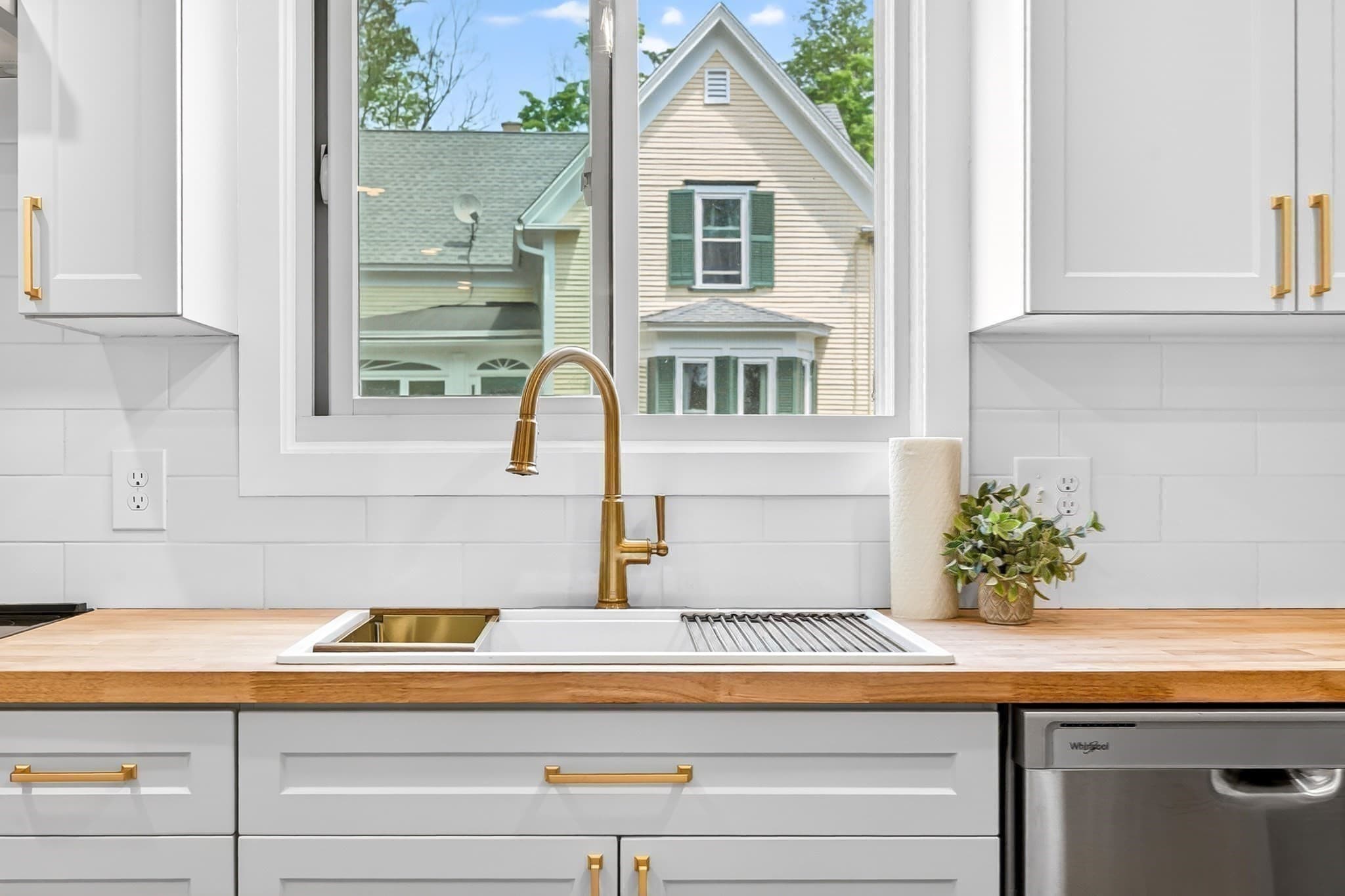 Single Family Residence at 148 Center Street, Ashburnham MA 01430, photo 4 of 41