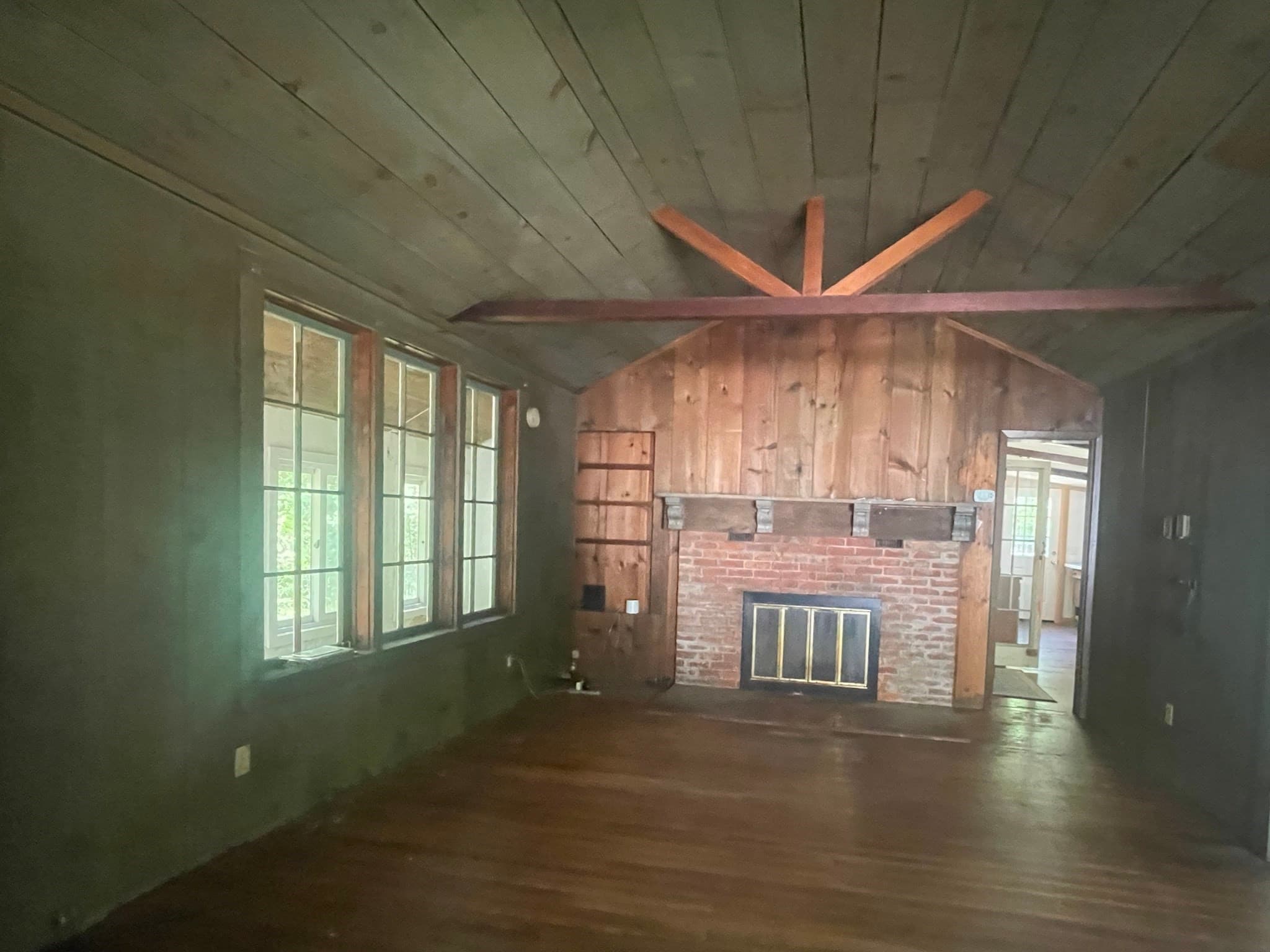 Single Family Residence at 32 Hollow Rd, Wales MA 01081, photo 6 of 36