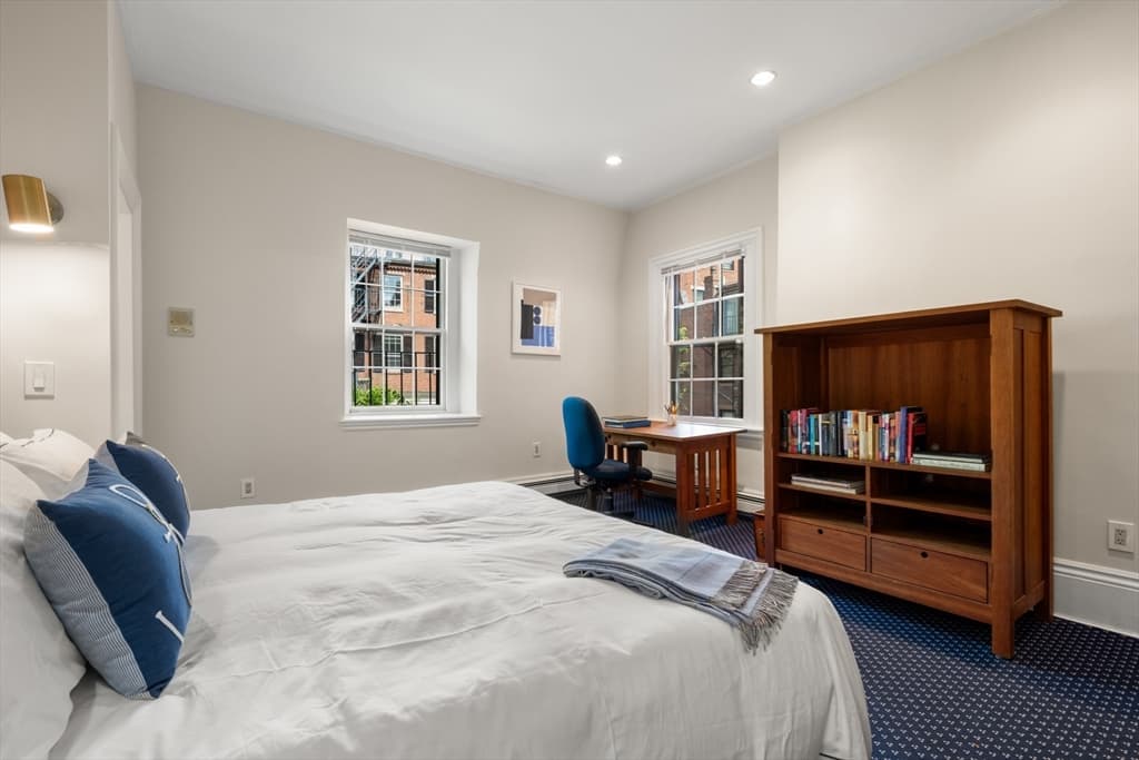 Single Family Residence at 13 West Cedar St, Boston MA 02108, photo 35 of 41