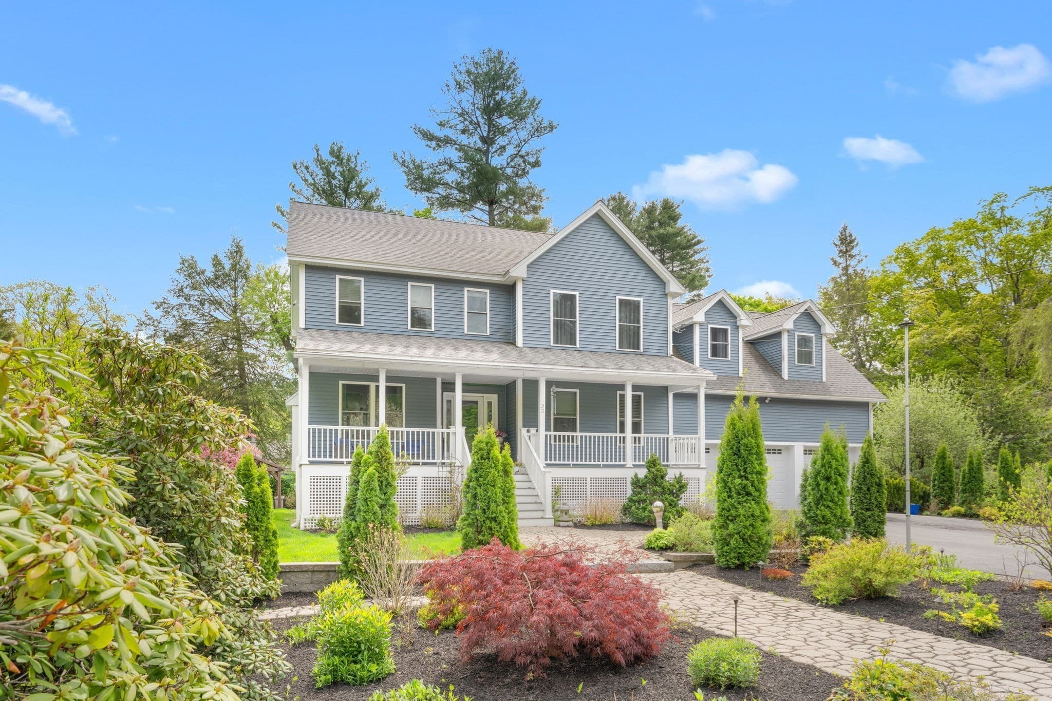 22 Jacobs Rd, Southbridge MA 01550