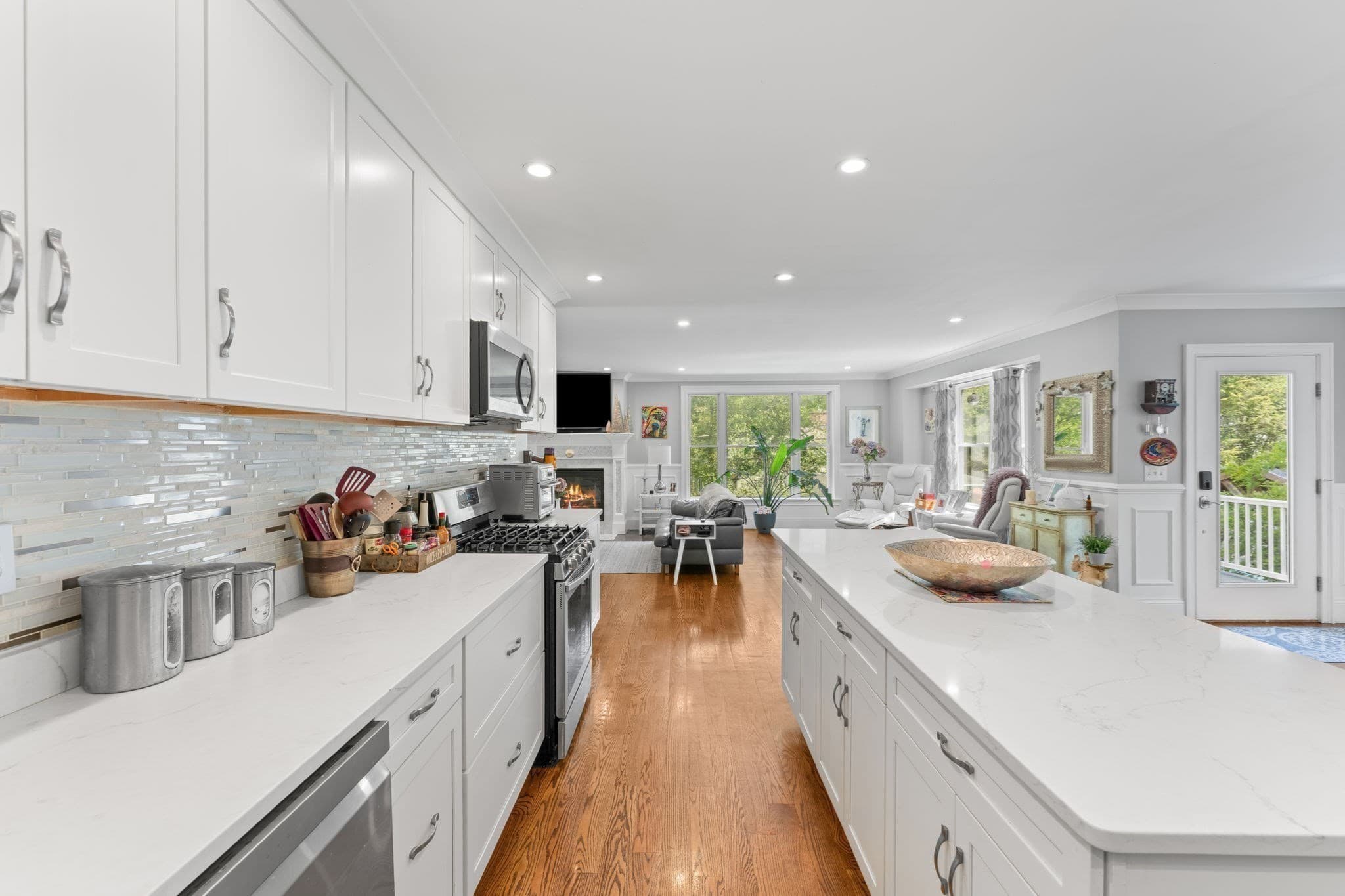 Single Family Residence at 22 Jacobs Rd, Southbridge MA 01550, Southbridge, photo 9 of 42