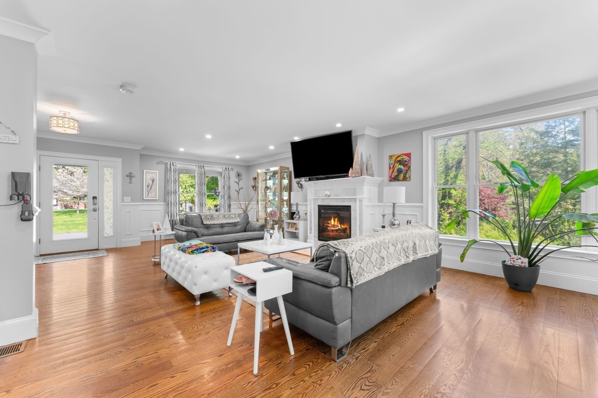 Single Family Residence at 22 Jacobs Rd, Southbridge MA 01550, Southbridge, photo 8 of 42
