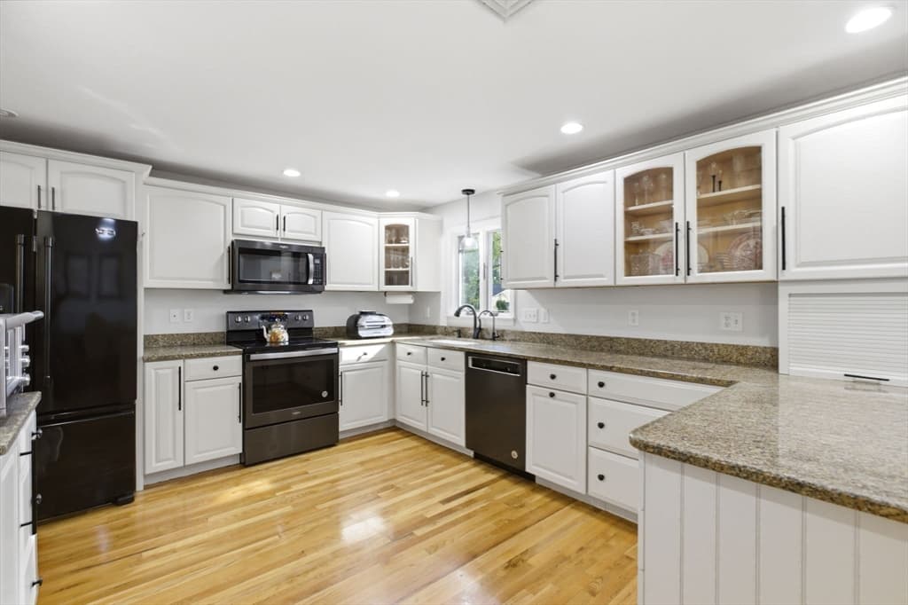 Single Family Residence at 18 Harding St, Milford MA 01757, photo 13 of 41