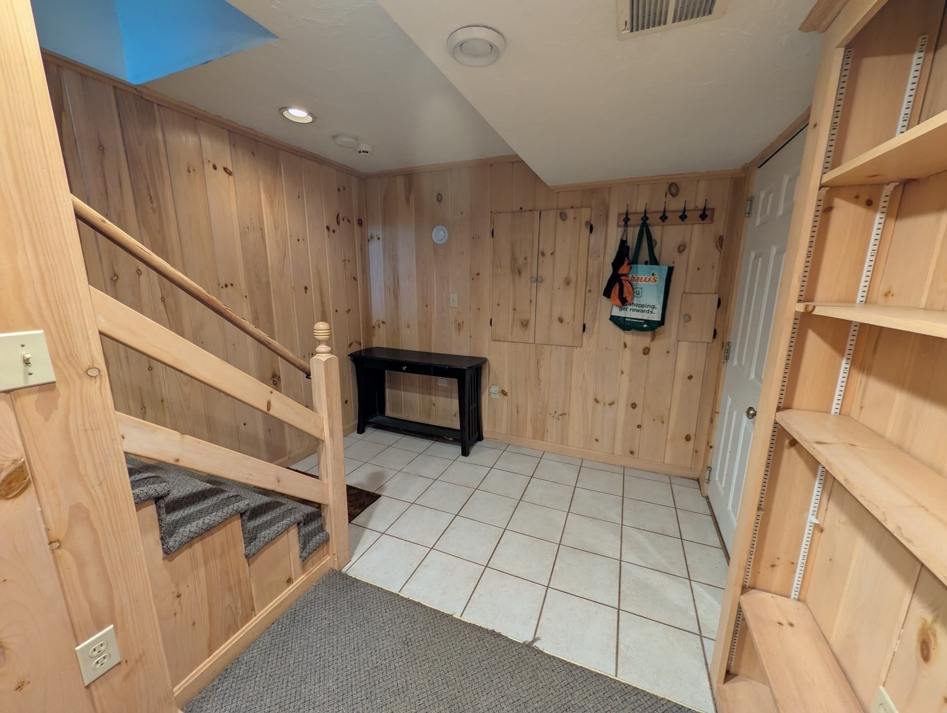Condominium at 233 Meeting House Path # 233, Ashland MA 01721, photo 26 of 33