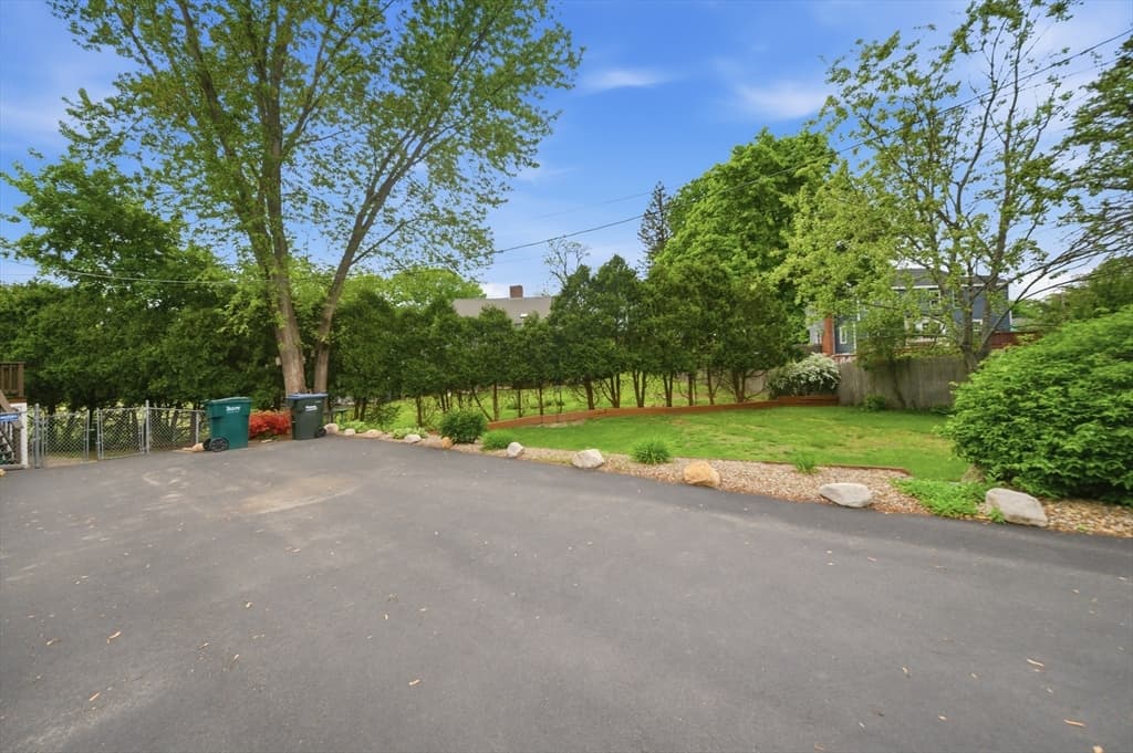33 Quincy St, Holbrook MA 02343 photo 37