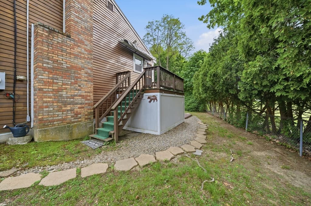 33 Quincy St, Holbrook MA 02343 photo 35