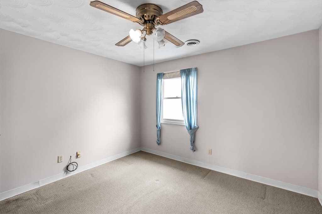 Condominium at 70 North Court # f, Fall River MA 02720, Fall River, photo 17 of 20