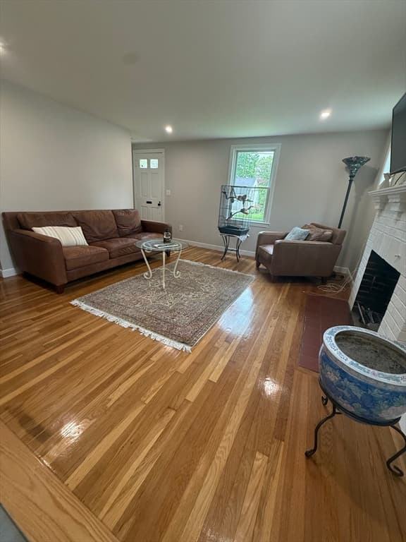 Single Family Residence at 84 Crest Rd, Lynnfield MA 01940, Lynnfield, photo 9 of 11