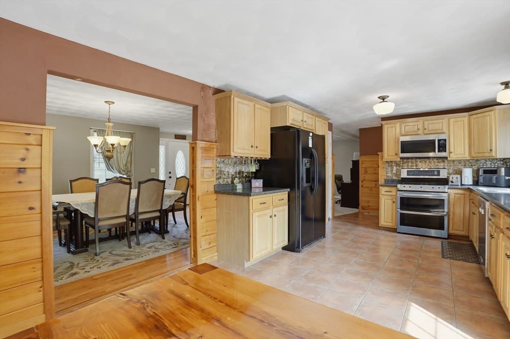 Single Family Residence at 160 Gray Road, Templeton MA 01468, Templeton, photo 14 of 42