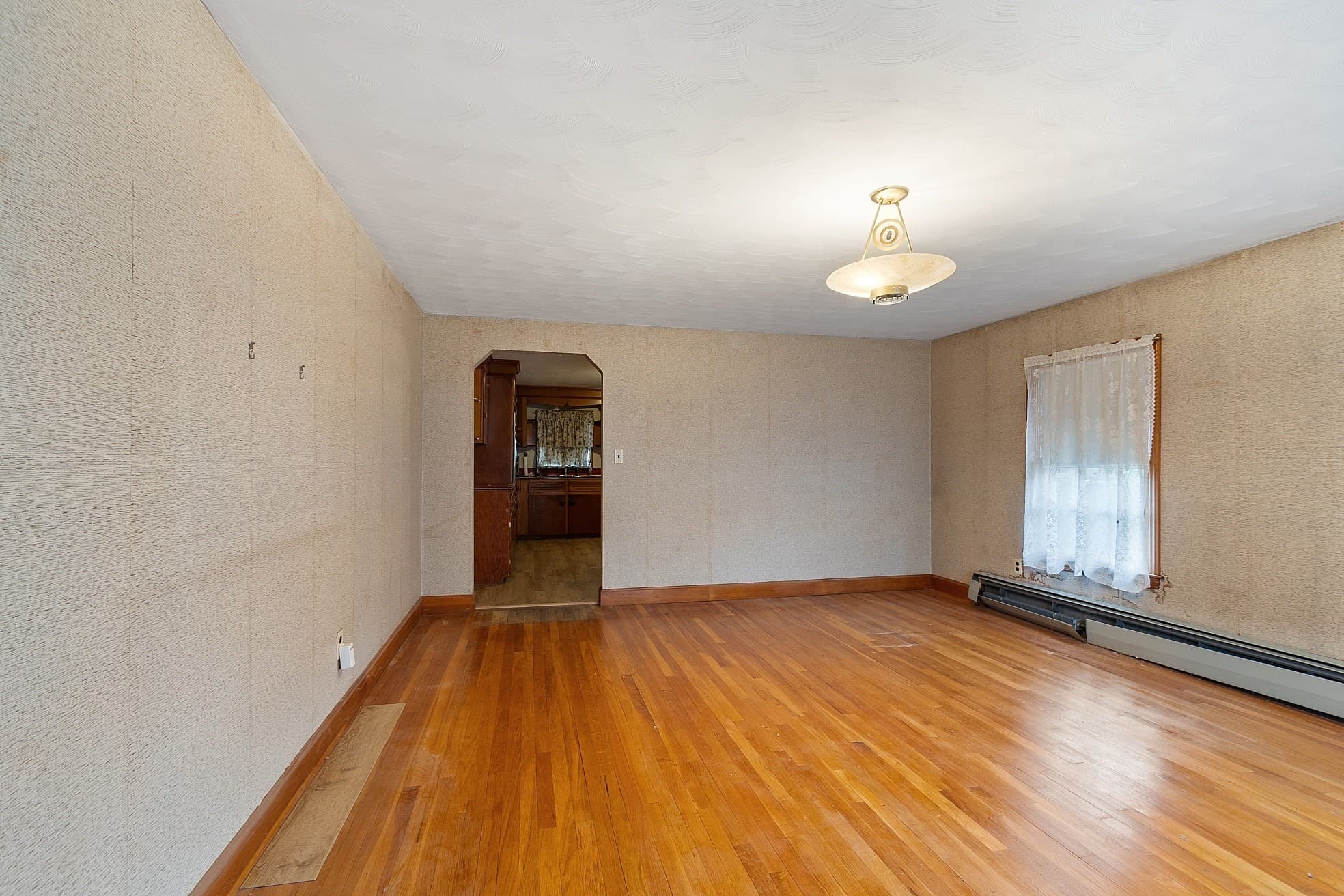 Single Family Residence at 1064 Lakeview Ave, Dracut MA 01826, photo 23 of 30
