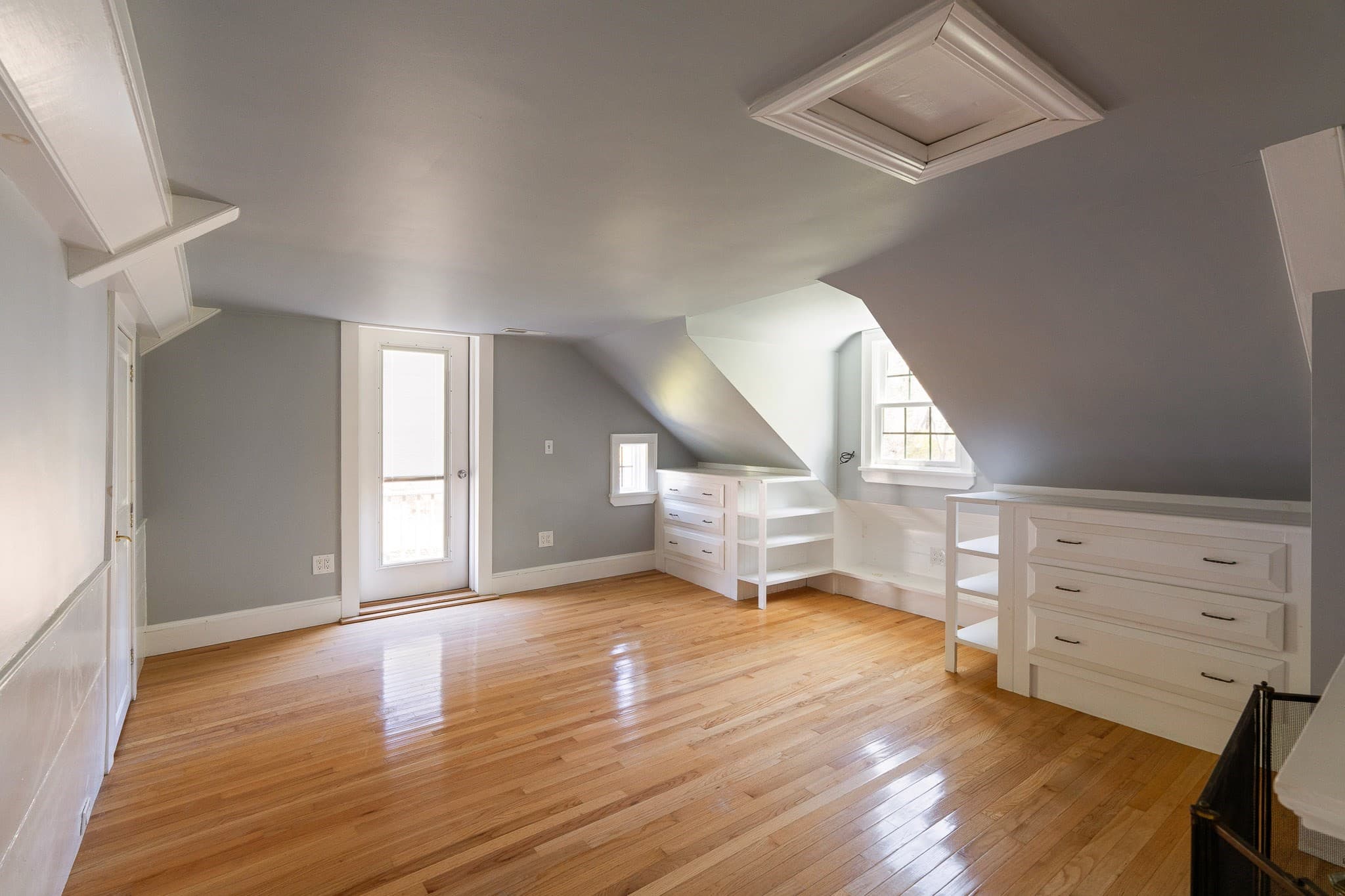 Single Family Residence at 15 Tamarack Lane, Oak Bluffs MA 02557, photo 32 of 42