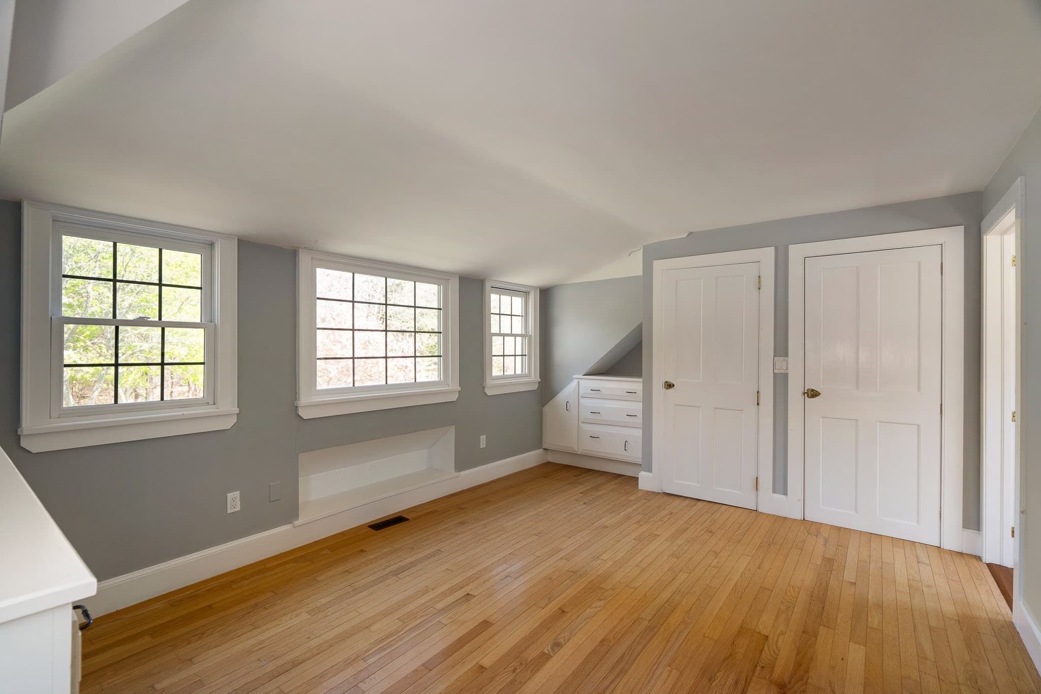 Single Family Residence at 15 Tamarack Lane, Oak Bluffs MA 02557, photo 18 of 42