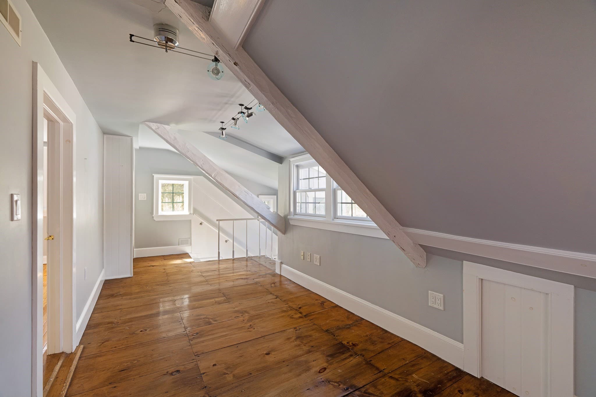Single Family Residence at 15 Tamarack Lane, Oak Bluffs MA 02557, photo 31 of 42